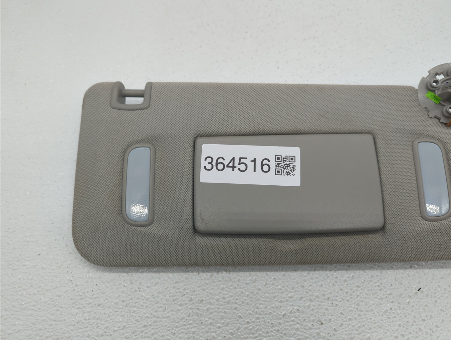 2010-2017 Chevrolet Equinox Sun Visor Shade Replacement Passenger Right Mirror Fits Fits 2010 2011 2012 2013 2014 2015 2016 