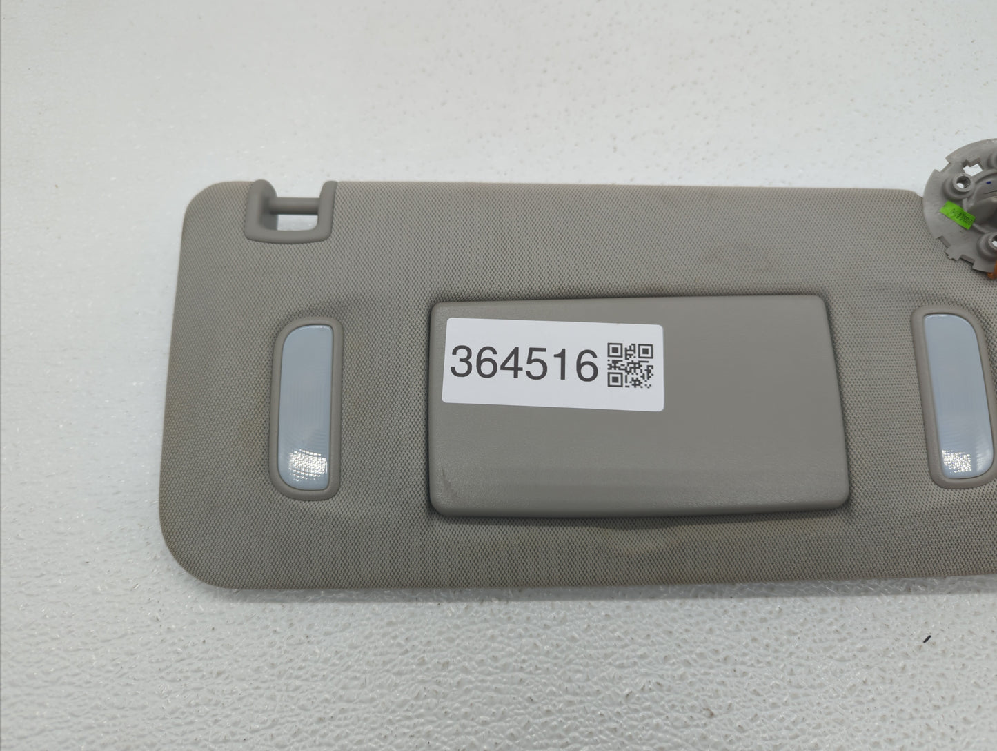 2010-2017 Chevrolet Equinox Sun Visor Shade Replacement Passenger Right Mirror Fits Fits 2010 2011 2012 2013 2014 2015 2016 