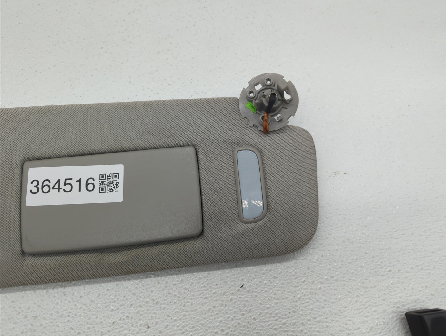 2010-2017 Chevrolet Equinox Sun Visor Shade Replacement Passenger Right Mirror Fits Fits 2010 2011 2012 2013 2014 2015 2016 