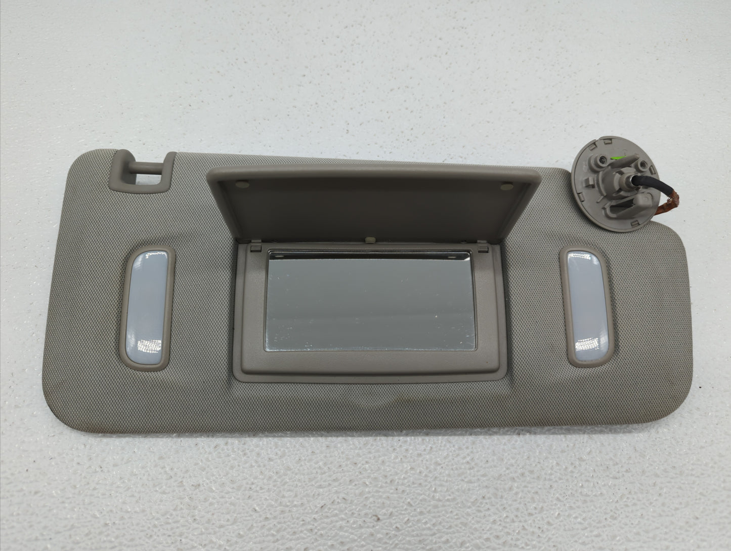 2010-2017 Chevrolet Equinox Sun Visor Shade Replacement Passenger Right Mirror Fits Fits 2010 2011 2012 2013 2014 2015 2016 