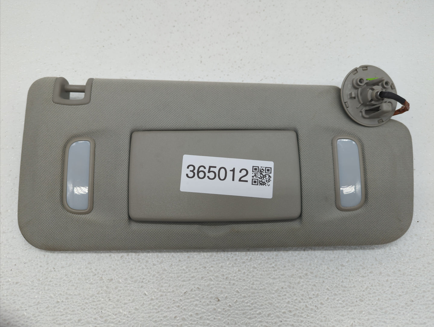 2010-2017 Chevrolet Equinox Sun Visor Shade Replacement Passenger Right Mirror Fits Fits 2010 2011 2012 2013 2014 2015 2016 