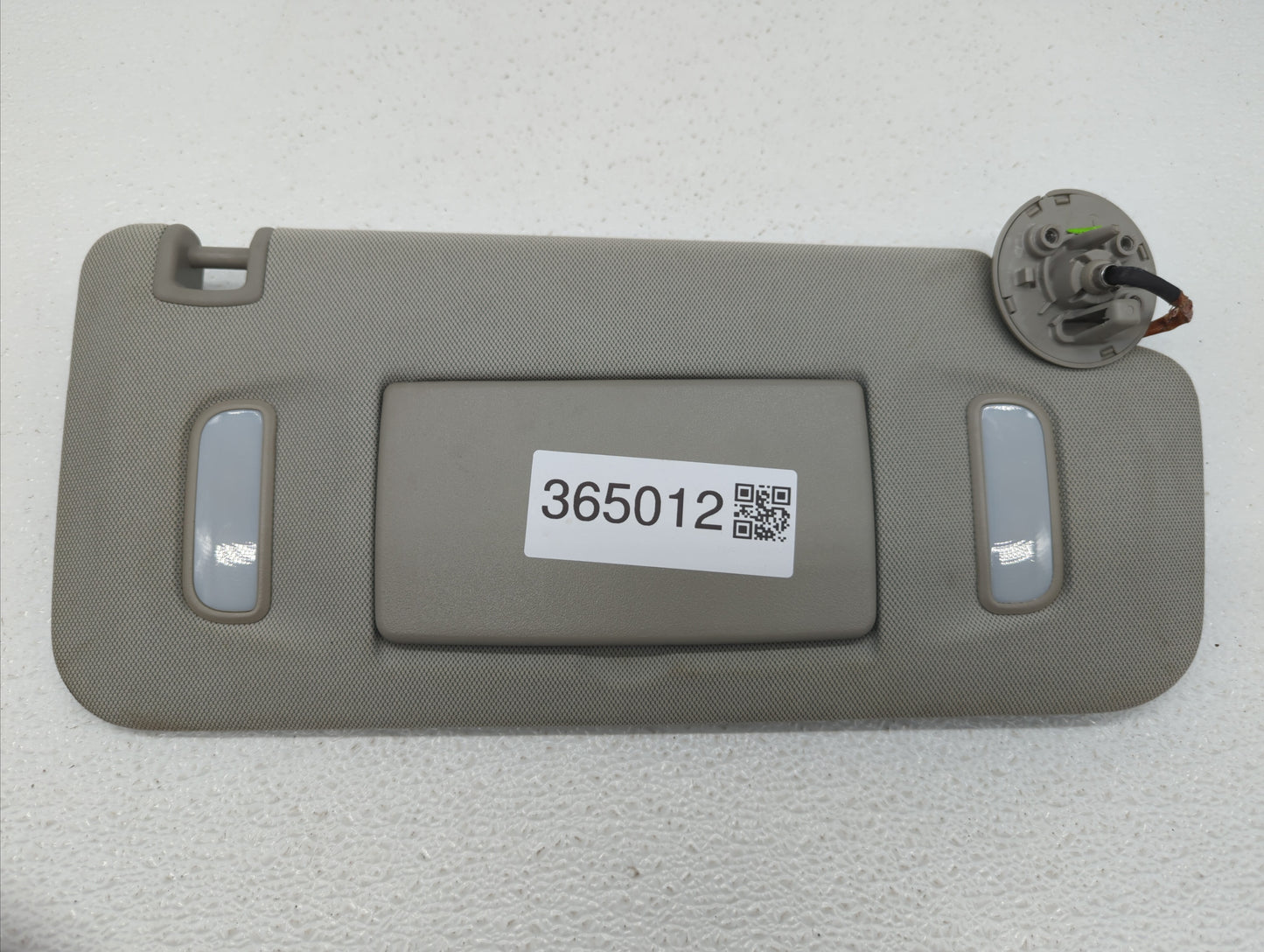 2010-2017 Chevrolet Equinox Sun Visor Shade Replacement Passenger Right Mirror Fits Fits 2010 2011 2012 2013 2014 2015 2016 