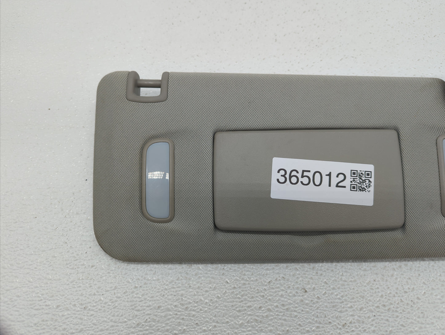 2010-2017 Chevrolet Equinox Sun Visor Shade Replacement Passenger Right Mirror Fits Fits 2010 2011 2012 2013 2014 2015 2016 