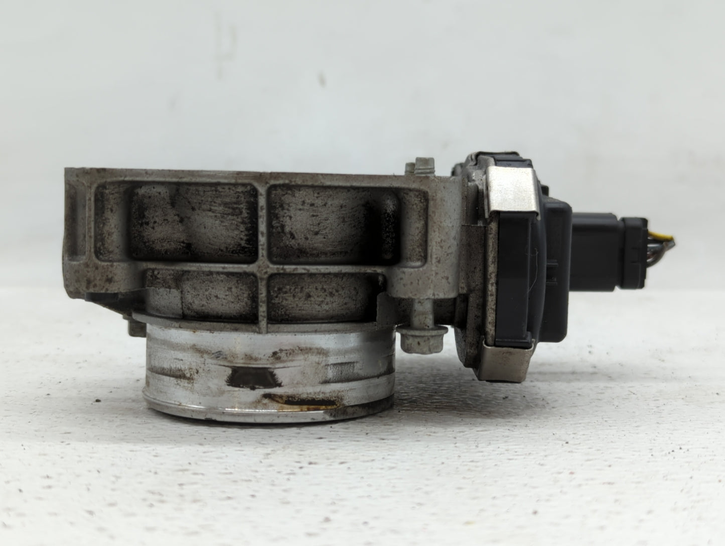 2012-2015 Chevrolet Equinox Throttle Body P/N:12627217DA 12632101CA Fits Fits 2012 2013 2014 2015 OEM Used Auto Parts - Oemu