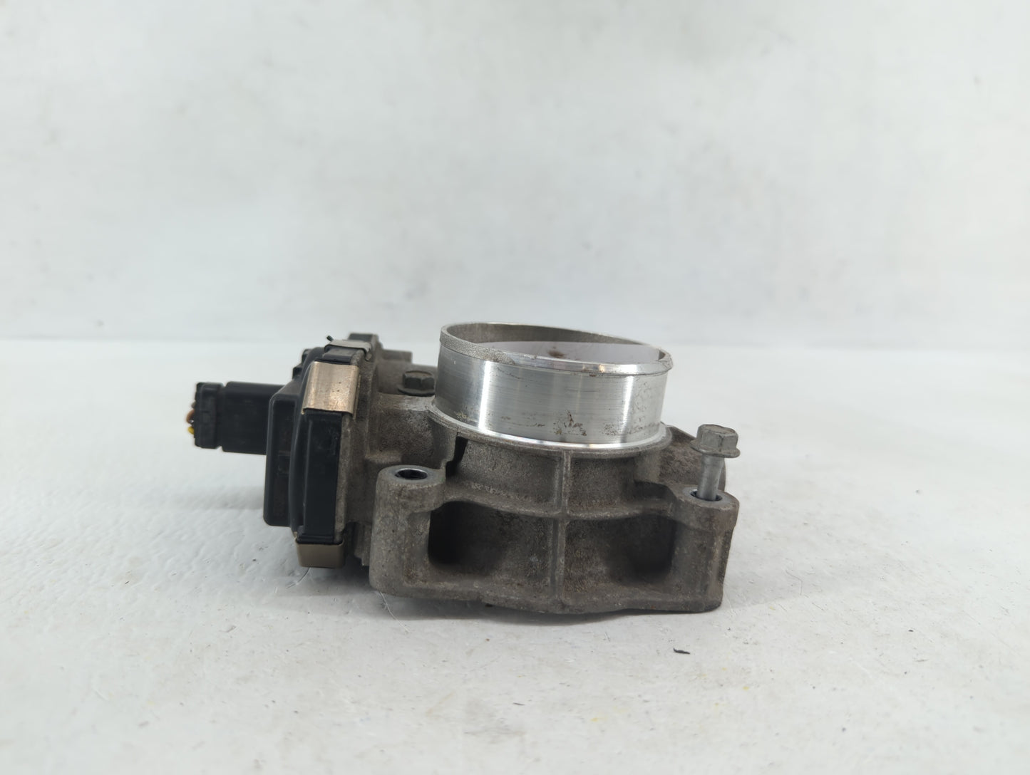 2012-2015 Chevrolet Equinox Throttle Body P/N:12627217DA 12632101CA Fits Fits 2012 2013 2014 2015 OEM Used Auto Parts - Oemu