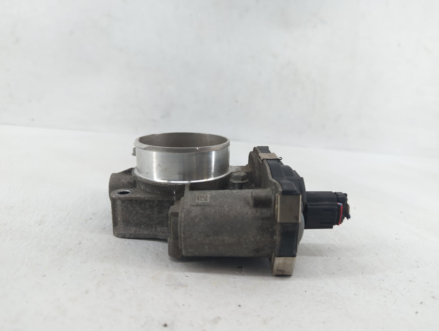 2012-2015 Chevrolet Equinox Throttle Body P/N:12627217DA 12632101CA Fits Fits 2012 2013 2014 2015 OEM Used Auto Parts - Oemu
