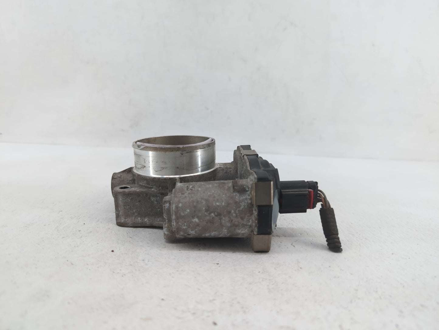2012-2015 Chevrolet Equinox Throttle Body P/N:12627217DA 12632101CA Fits Fits 2012 2013 2014 2015 OEM Used Auto Parts - Oemu