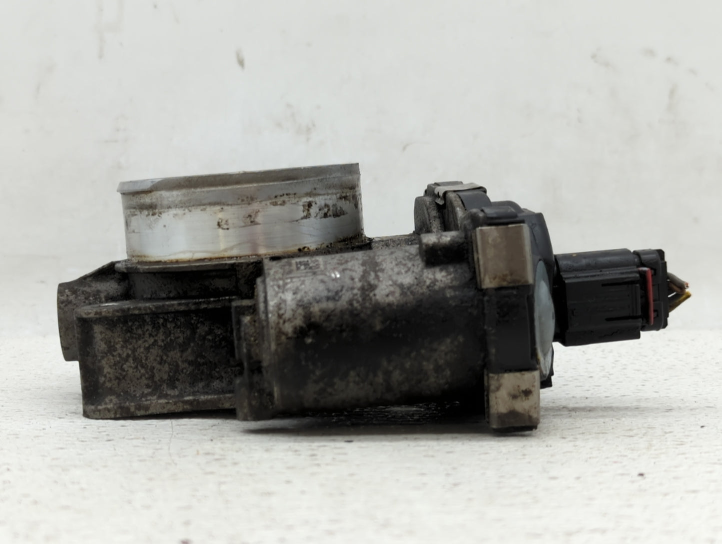 2012-2015 Chevrolet Equinox Throttle Body P/N:12627217DA 12632101CA Fits Fits 2012 2013 2014 2015 OEM Used Auto Parts - Oemu