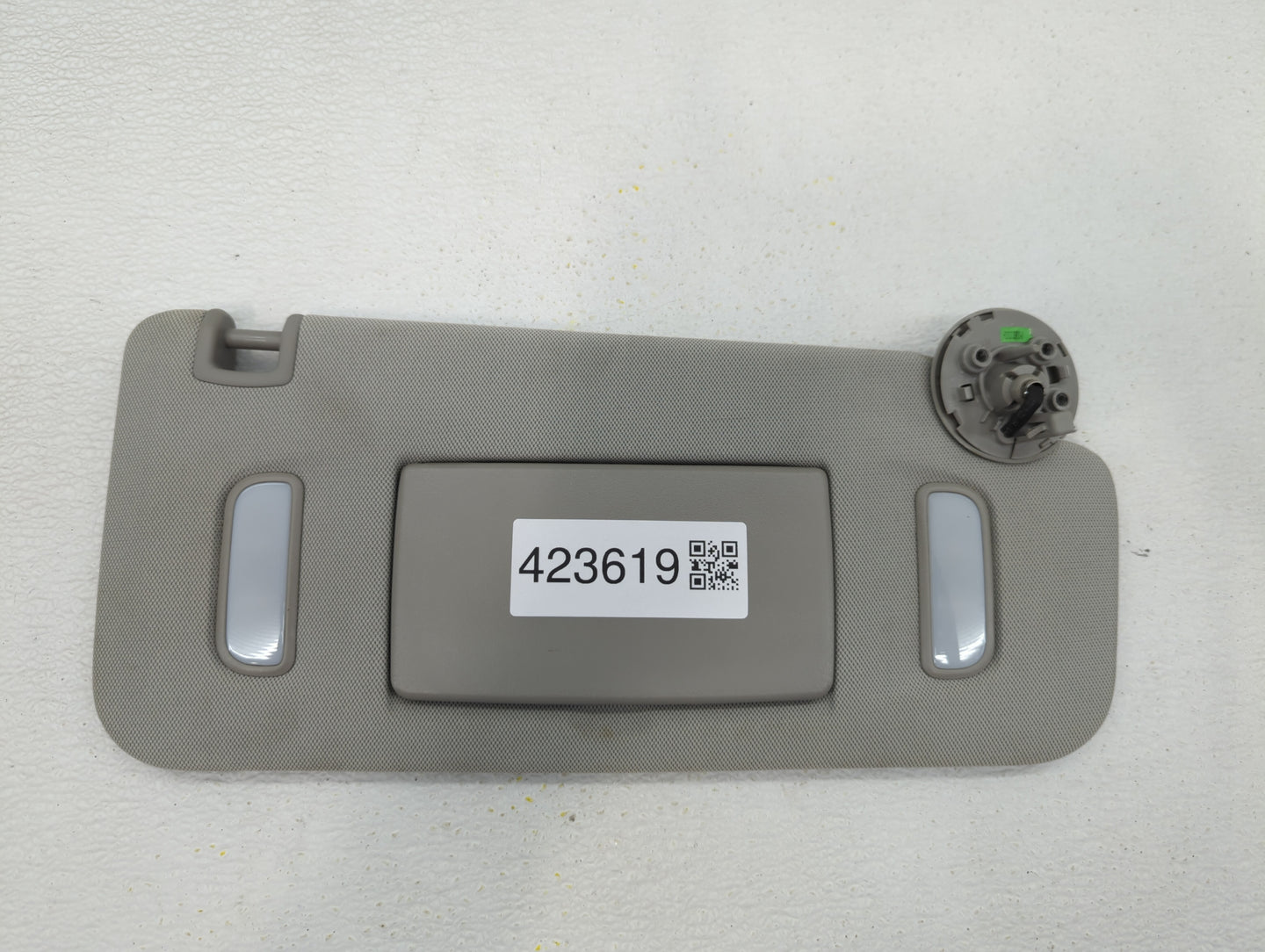 2010-2017 Chevrolet Equinox Sun Visor Shade Replacement Passenger Right Mirror Fits Fits 2010 2011 2012 2013 2014 2015 2016 