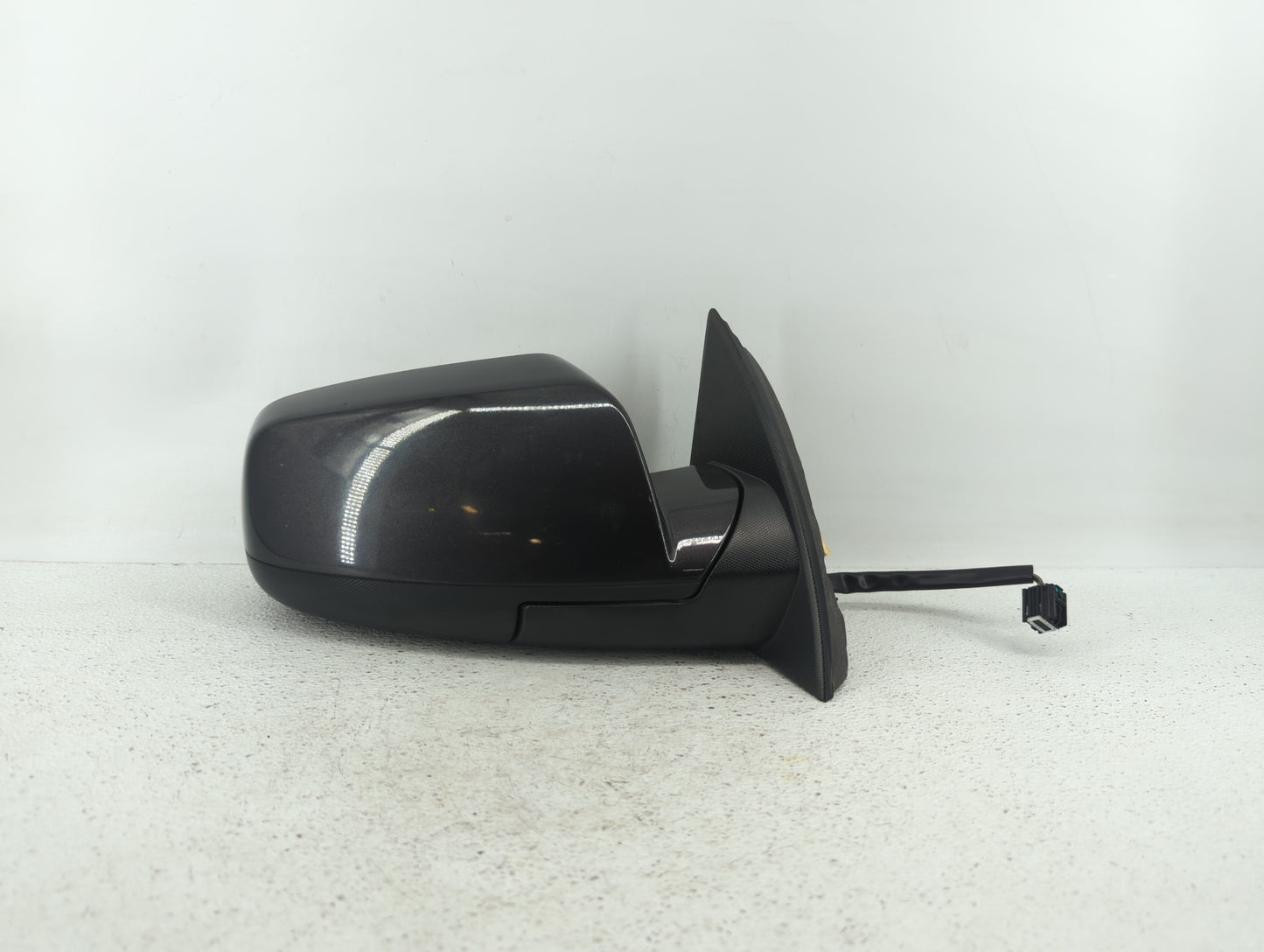 2011-2014 Chevrolet Equinox Passenger Side View Mirror - Right Door Mirror OEM Used - Oemusedautoparts1.com