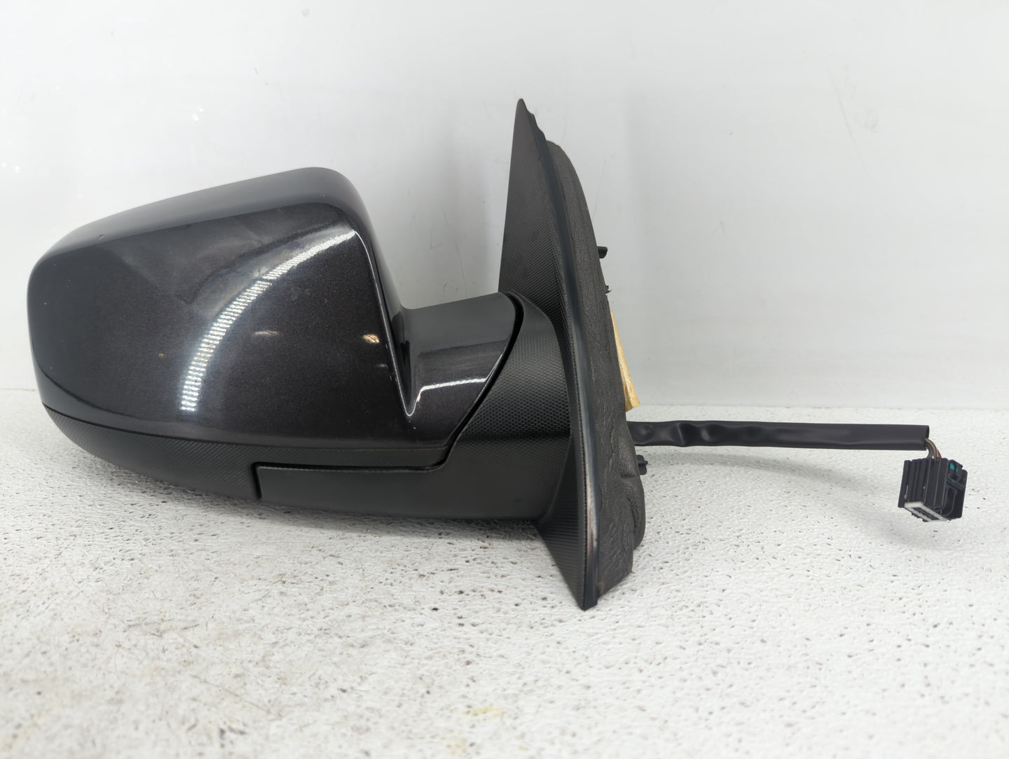 2011-2014 Chevrolet Equinox Passenger Side View Mirror - Right Door Mirror OEM Used - Oemusedautoparts1.com