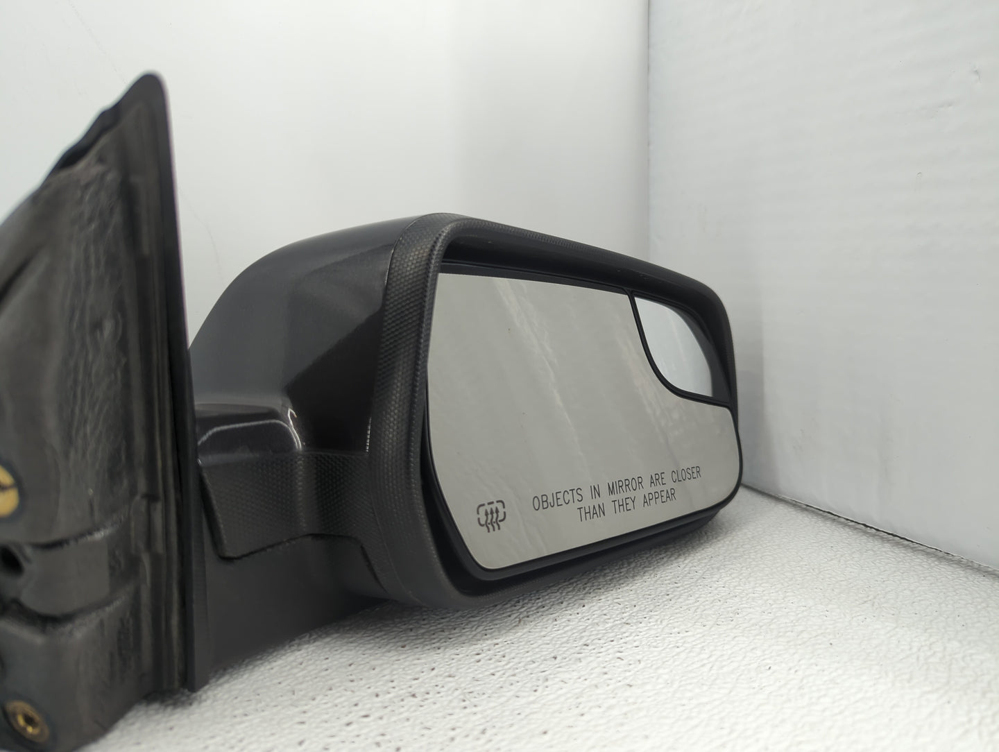 2011-2014 Chevrolet Equinox Passenger Side View Mirror - Right Door Mirror OEM Used - Oemusedautoparts1.com