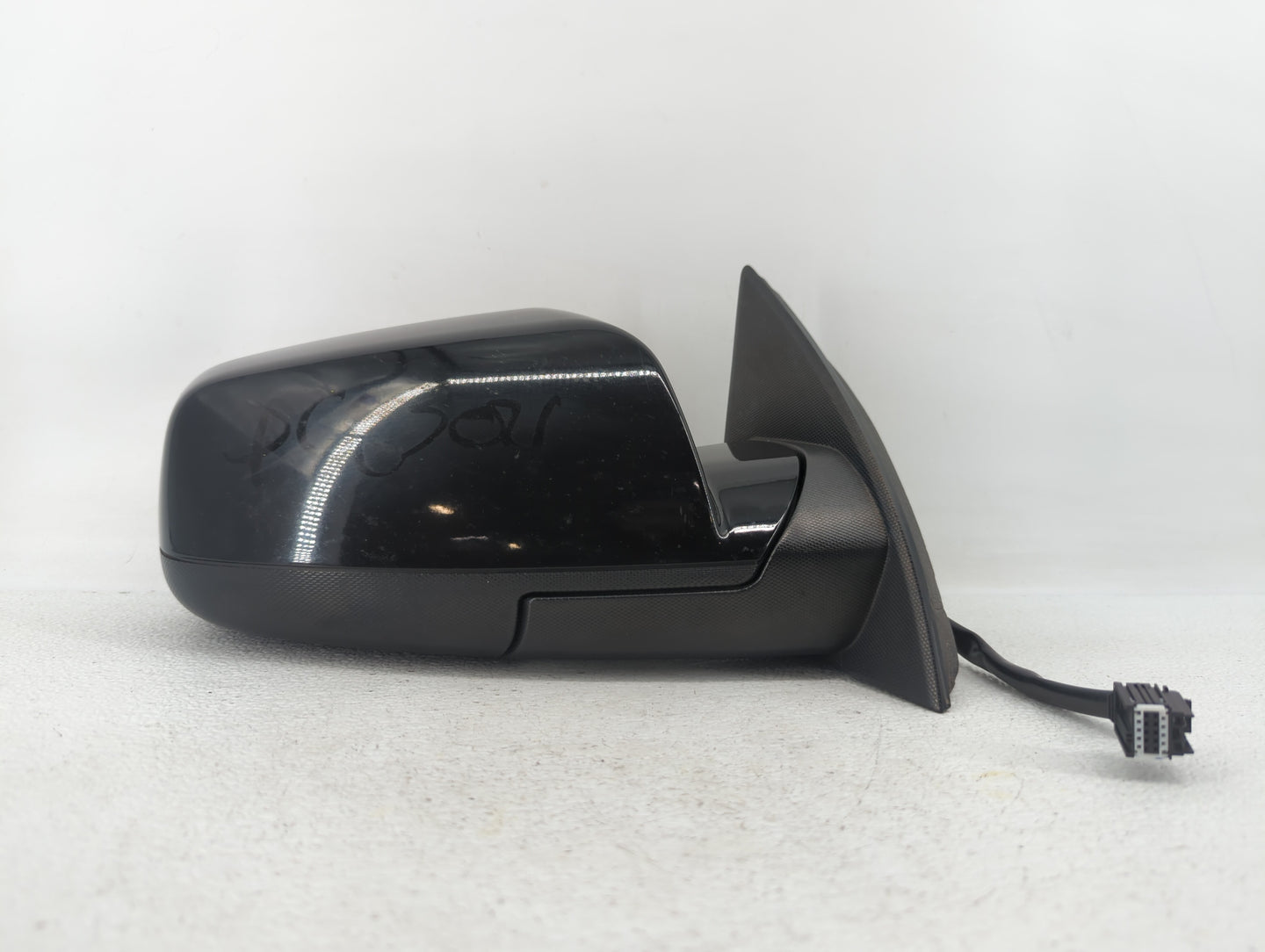 2011-2014 Chevrolet Equinox Passenger Side View Mirror - Right Door Mirror OEM Used - Oemusedautoparts1.com