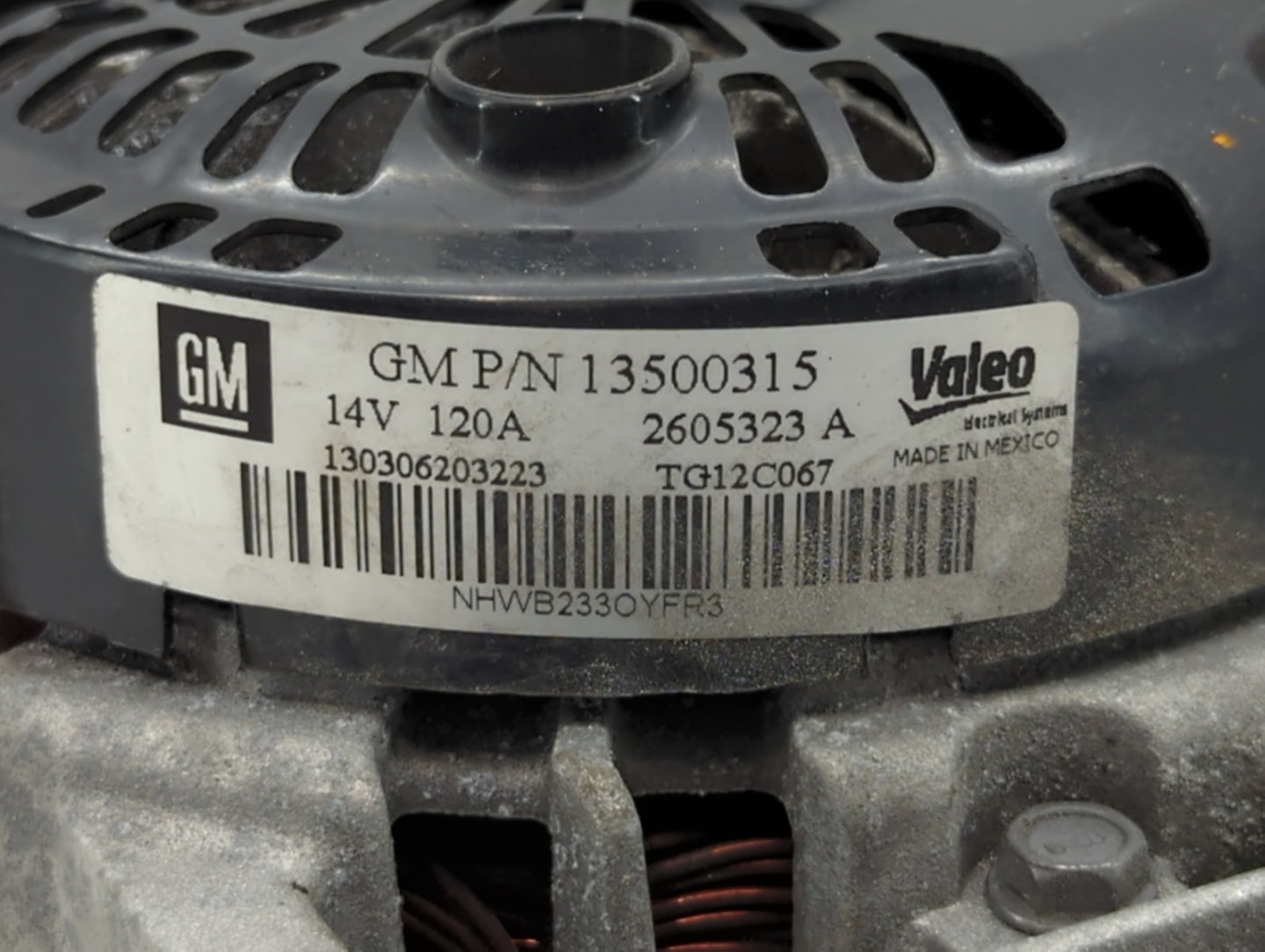 2010-2017 Chevrolet Equinox Alternator Replacement Generator Charging Assembly Engine OEM P/N:13500315 13588328 Fits OEM Use