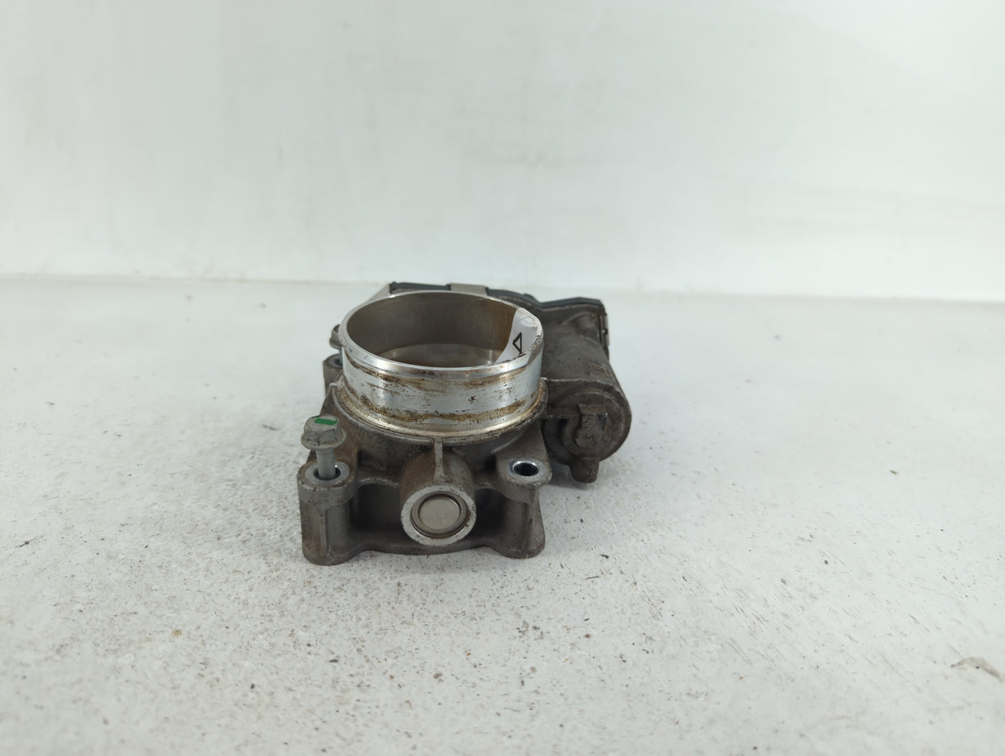 2012-2015 Chevrolet Equinox Throttle Body P/N:12627217DA 12632101CA Fits Fits 2012 2013 2014 2015 OEM Used Auto Parts - Oemu