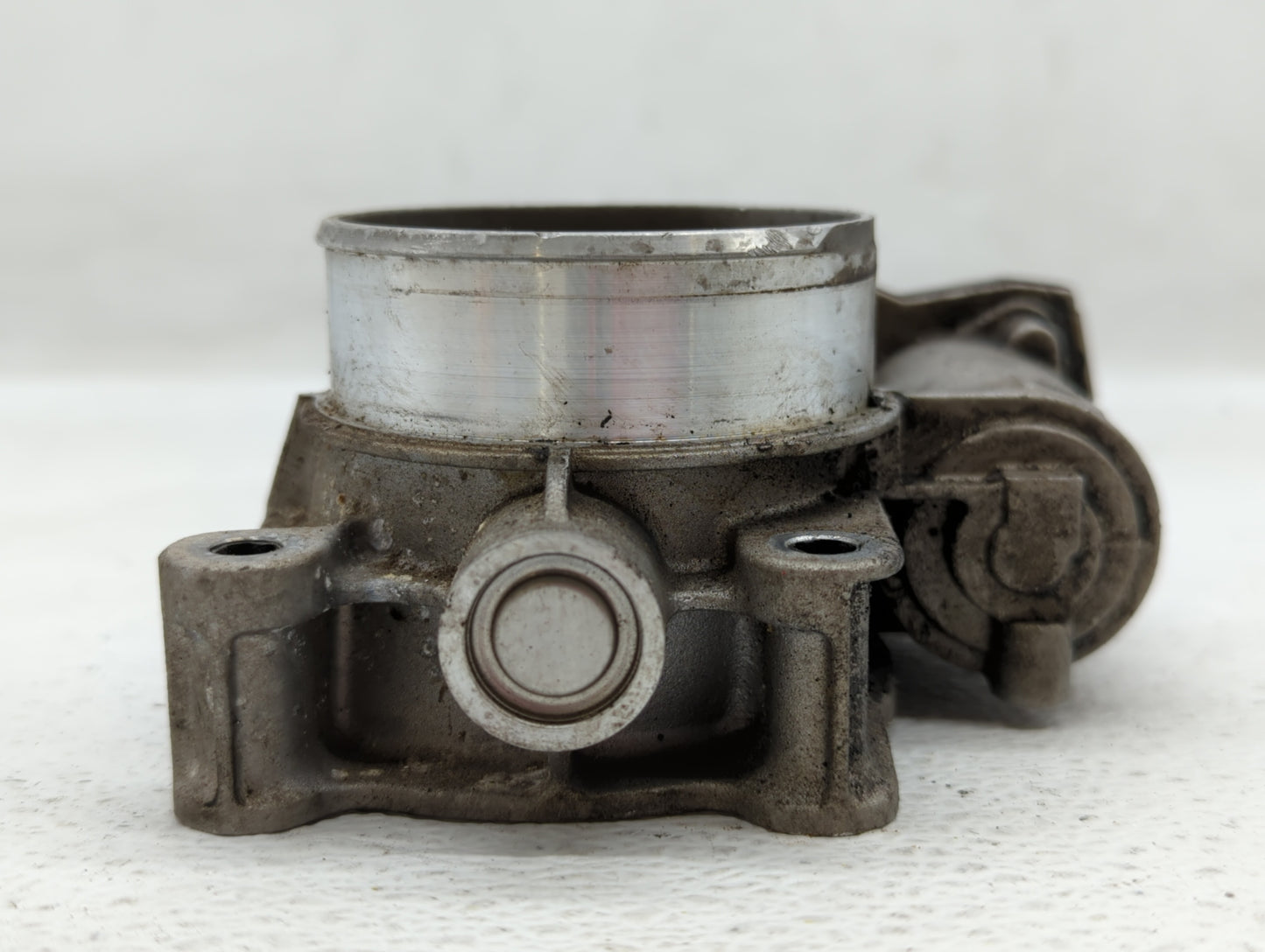 2012-2015 Chevrolet Equinox Throttle Body P/N:12632101CA Fits Fits 2012 2013 2014 2015 OEM Used Auto Parts - Oemusedautopart