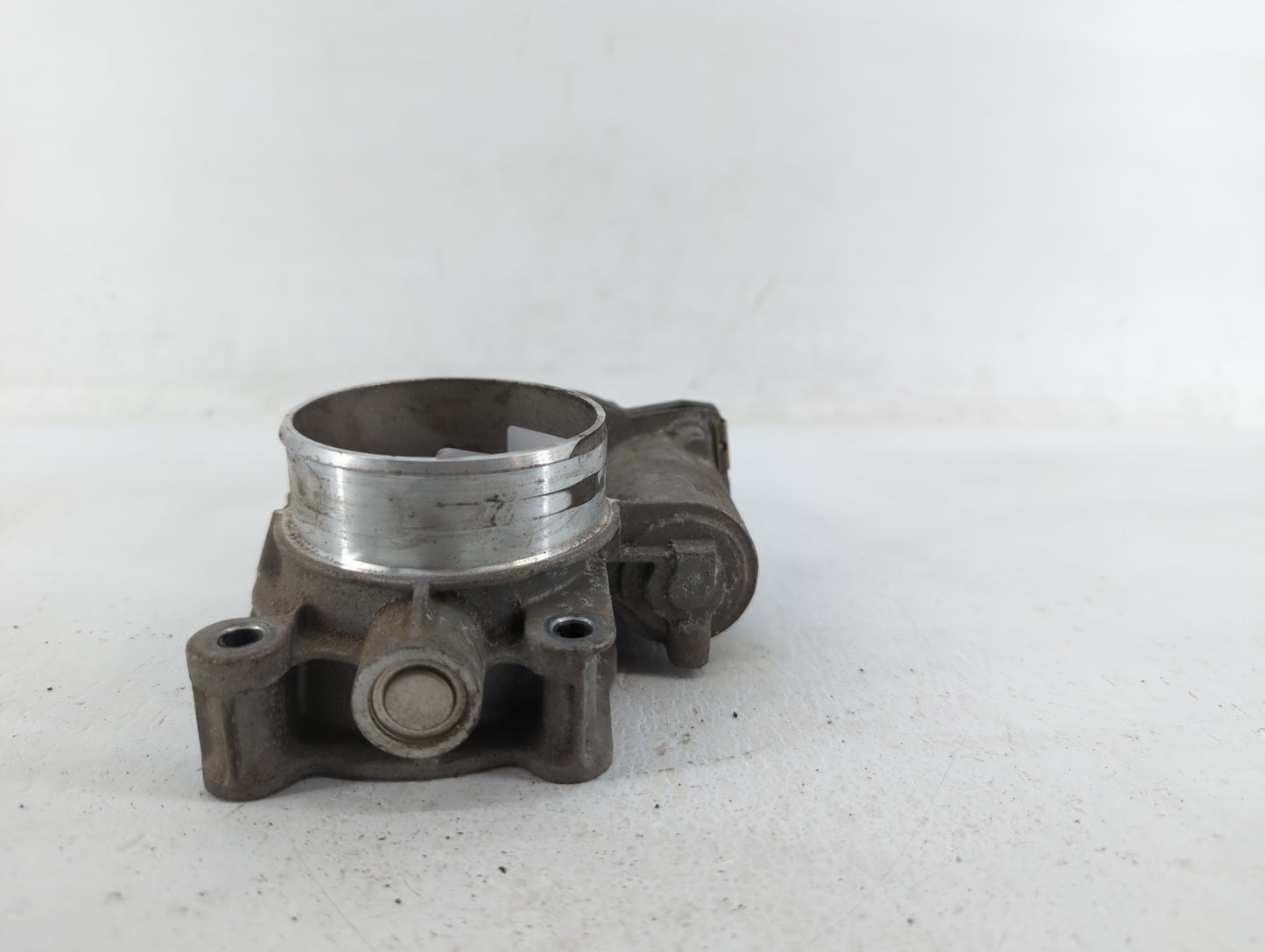 2012-2015 Chevrolet Equinox Throttle Body P/N:12632101CA Fits Fits 2012 2013 2014 2015 OEM Used Auto Parts - Oemusedautopart