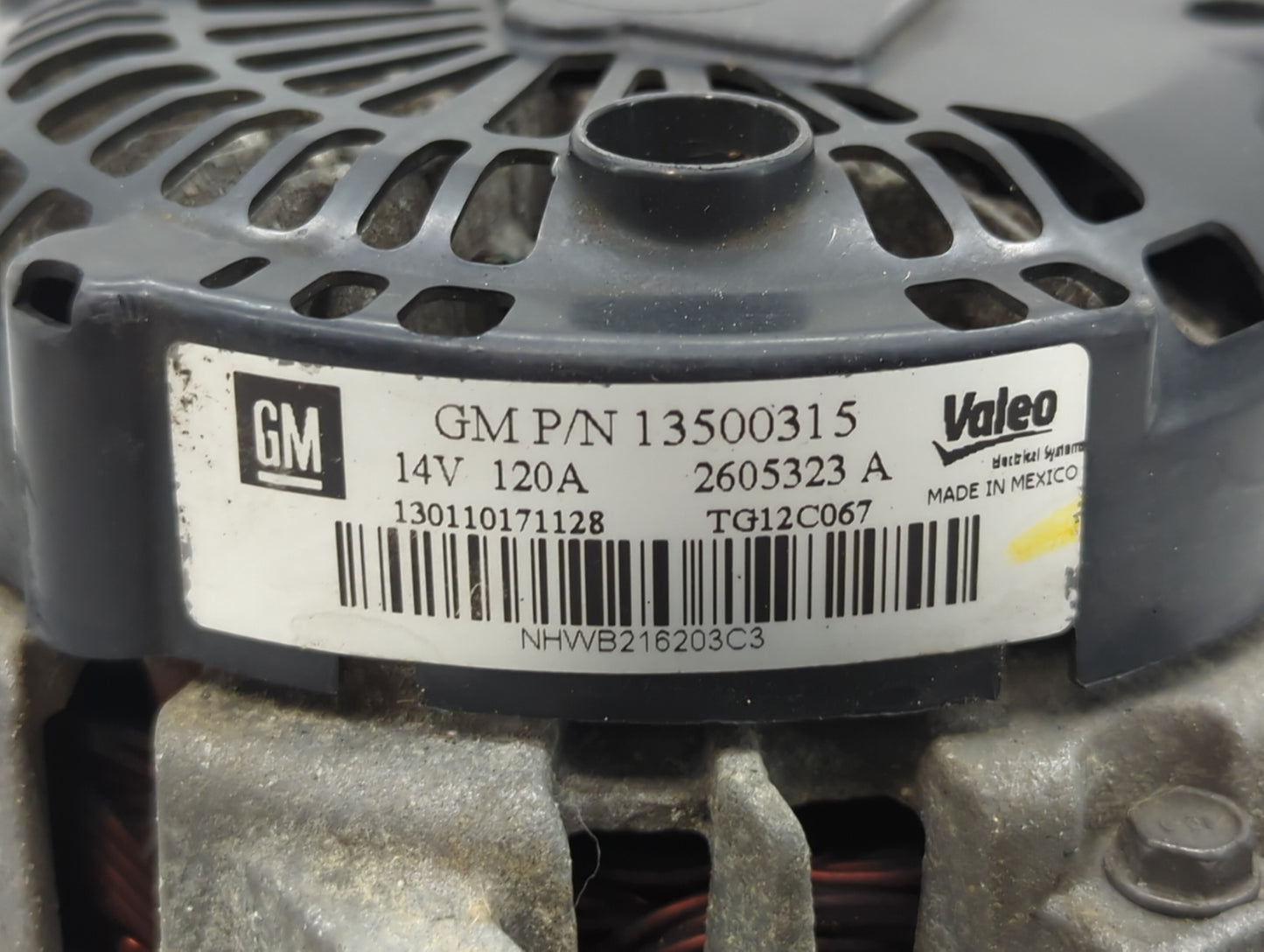 2010-2017 Chevrolet Equinox Alternator Replacement Generator Charging Assembly Engine OEM P/N:13500315 13588328 Fits OEM Use