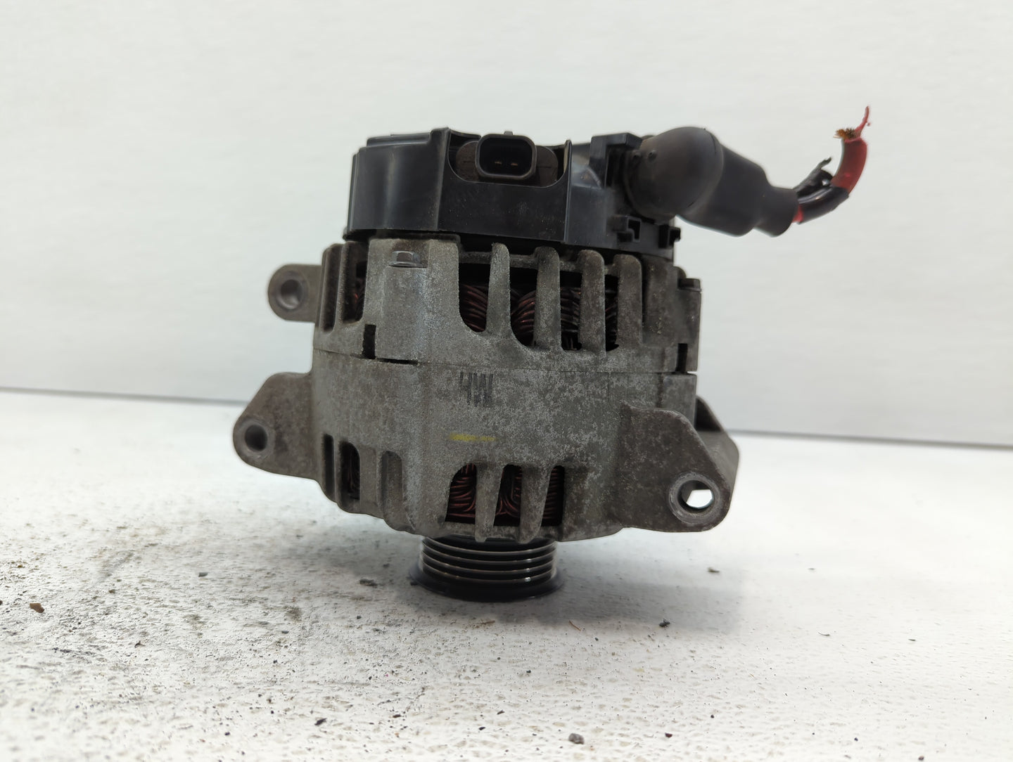 2010-2017 Chevrolet Equinox Alternator Replacement Generator Charging Assembly Engine OEM P/N:13500315 13588328 Fits OEM Use