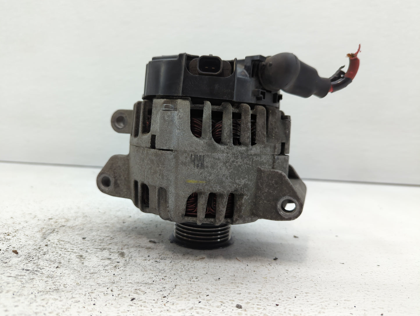 2010-2017 Chevrolet Equinox Alternator Replacement Generator Charging Assembly Engine OEM P/N:13500315 13588328 Fits OEM Use