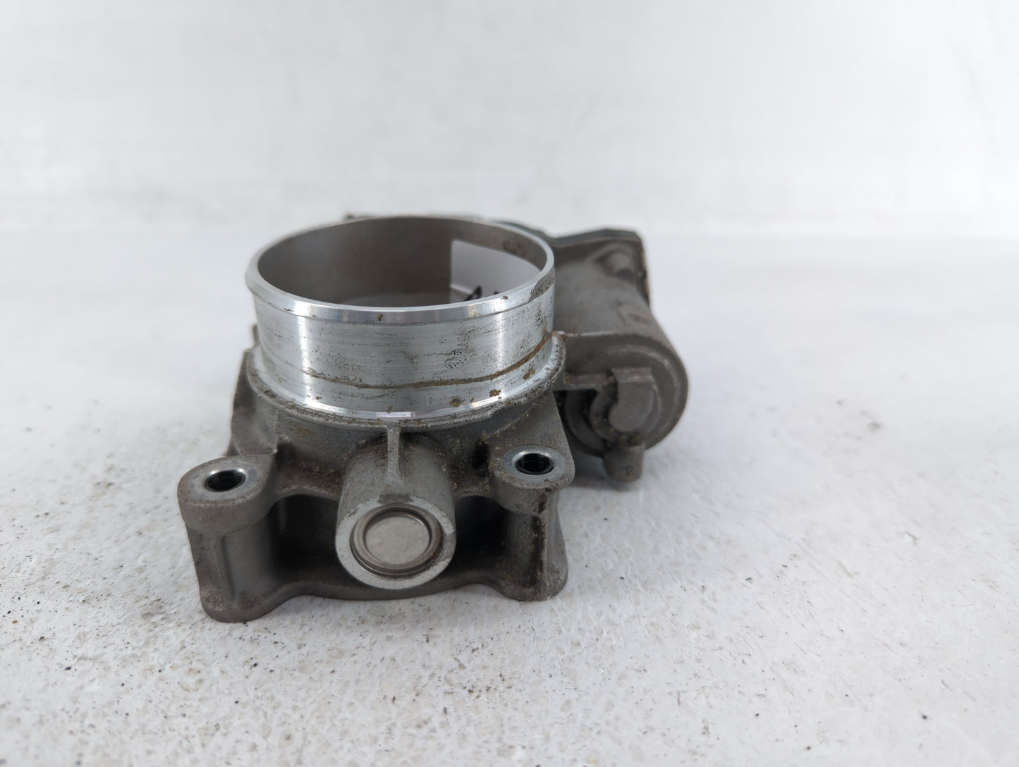 2012-2015 Chevrolet Equinox Throttle Body P/N:12632101CA Fits Fits 2012 2013 2014 2015 OEM Used Auto Parts - Oemusedautopart