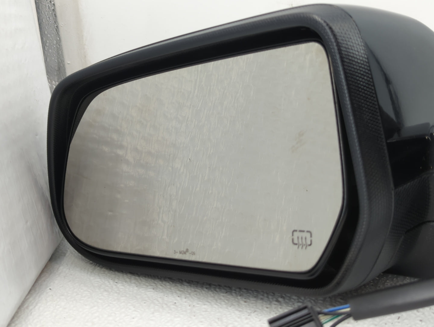 2011-2014 Chevrolet Equinox Driver Side View Mirror - Left Door Mirror OEM Used - Oemusedautoparts1.com