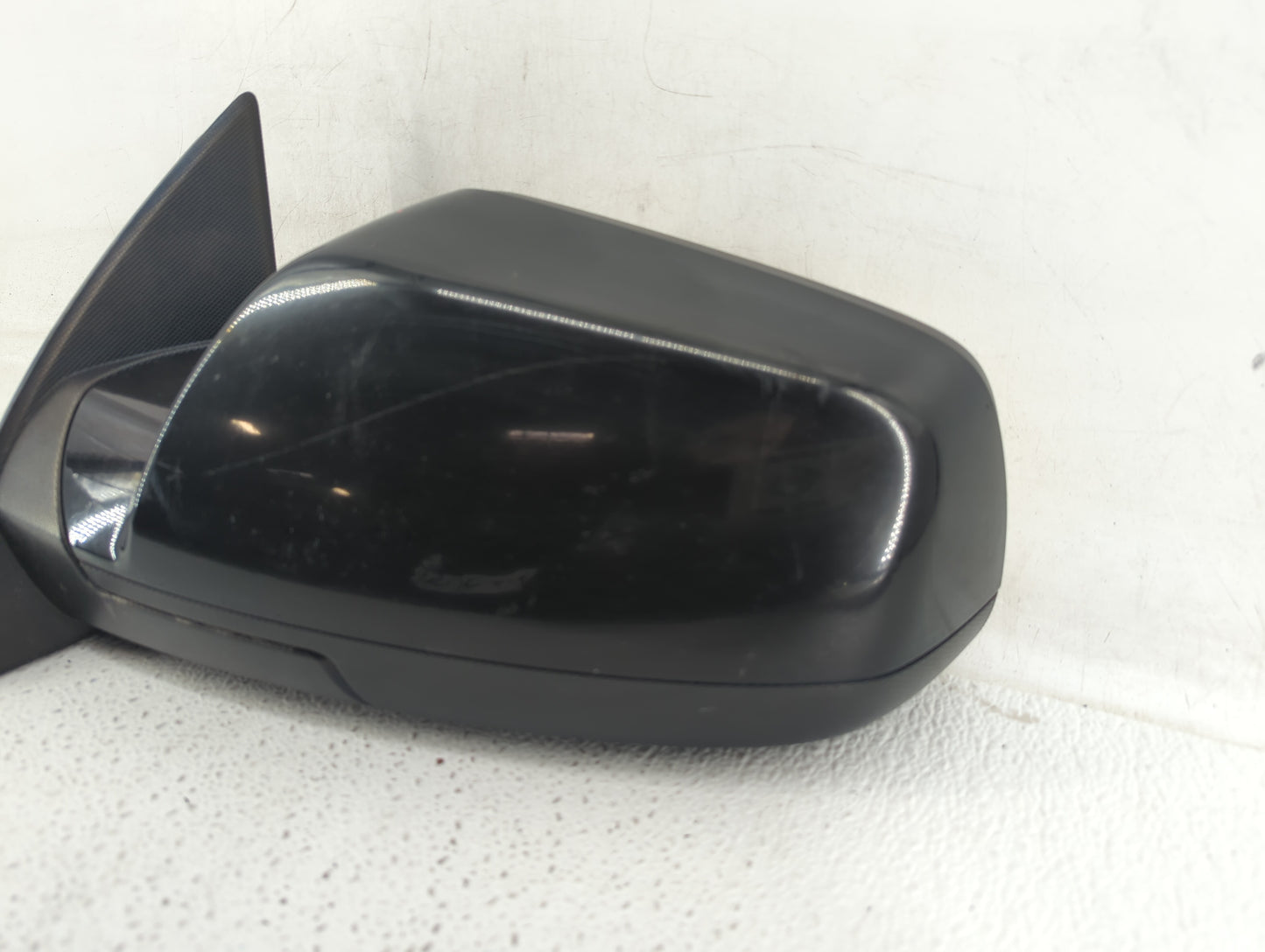 2012-2014 Chevrolet Equinox Driver Side View Mirror - Left Door Mirror OEM Used - Oemusedautoparts1.com