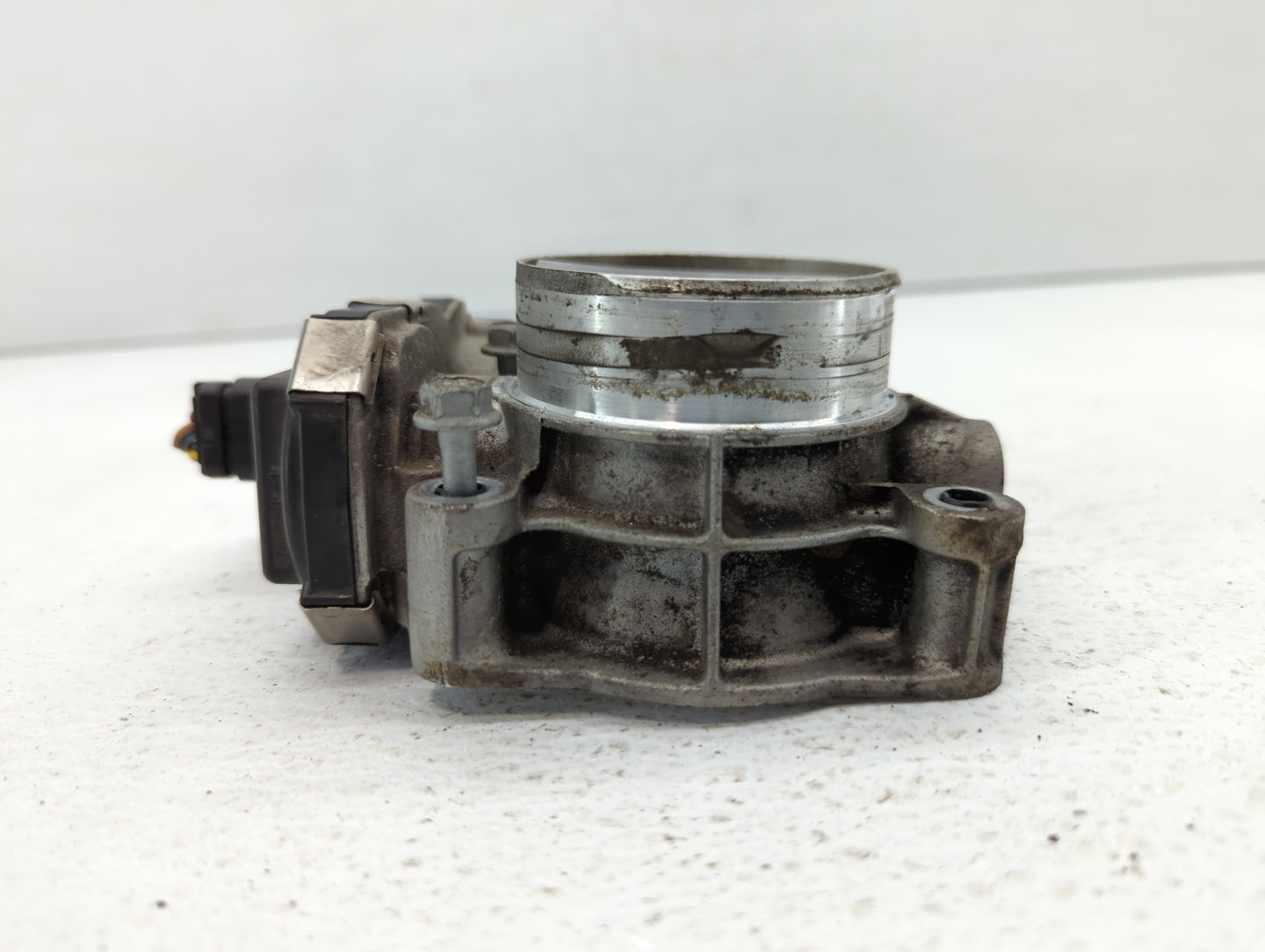 2012-2015 Chevrolet Equinox Throttle Body P/N:12632101CA Fits Fits 2012 2013 2014 2015 OEM Used Auto Parts - Oemusedautopart