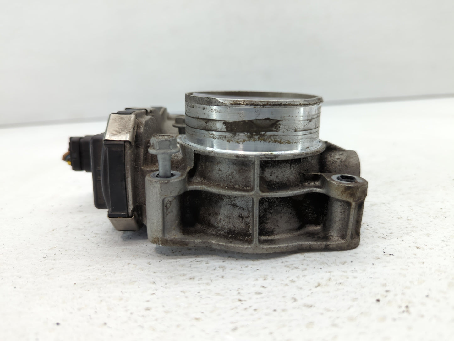 2012-2015 Chevrolet Equinox Throttle Body P/N:12632101CA Fits Fits 2012 2013 2014 2015 OEM Used Auto Parts - Oemusedautopart
