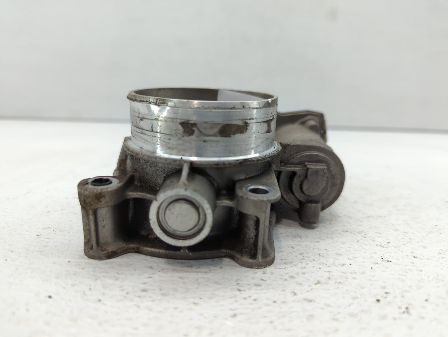 2012-2015 Chevrolet Equinox Throttle Body P/N:12632101CA Fits Fits 2012 2013 2014 2015 OEM Used Auto Parts - Oemusedautopart