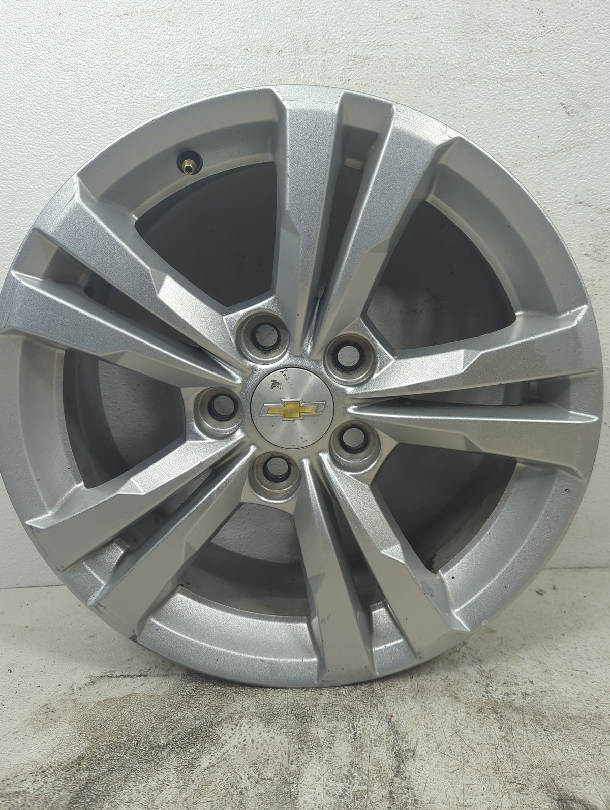 2010-2017 Chevrolet Equinox Oem Wheel Rim 5043326 - Oemusedautoparts1.com