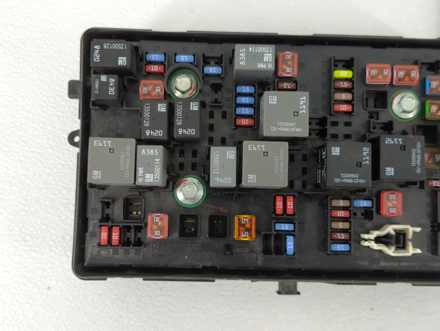 2013-2016 Chevrolet Equinox Fusebox Fuse Box Panel Relay Module P/N:95216200 Fits Fits 2013 2014 2015 2016 OEM Used Auto Par