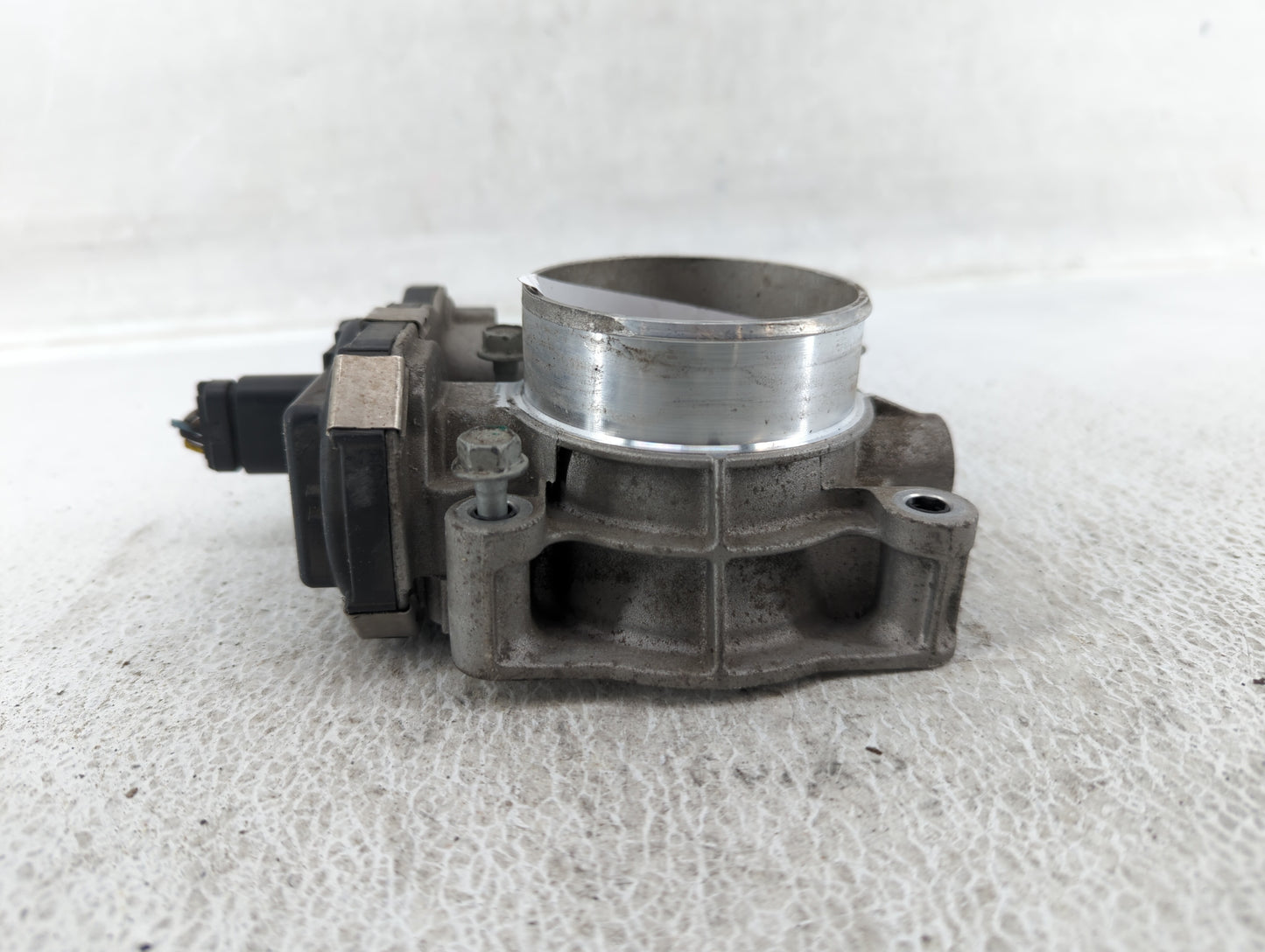 2012-2015 Chevrolet Equinox Throttle Body P/N:12632101CA Fits Fits 2012 2013 2014 2015 OEM Used Auto Parts - Oemusedautopart