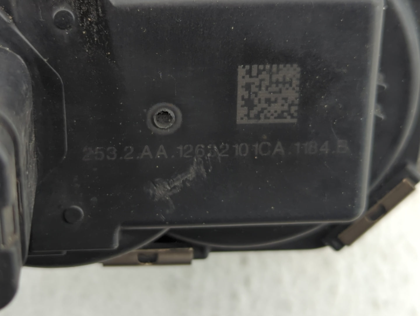 2012-2015 Chevrolet Equinox Throttle Body P/N:12632101CA Fits Fits 2012 2013 2014 2015 OEM Used Auto Parts - Oemusedautopart