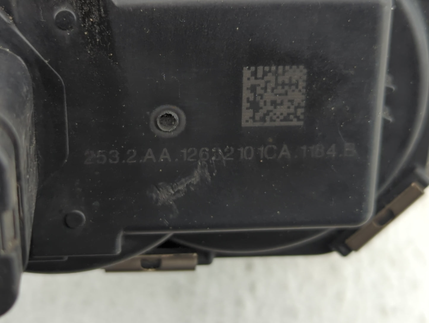 2012-2015 Chevrolet Equinox Throttle Body P/N:12632101CA Fits Fits 2012 2013 2014 2015 OEM Used Auto Parts - Oemusedautopart