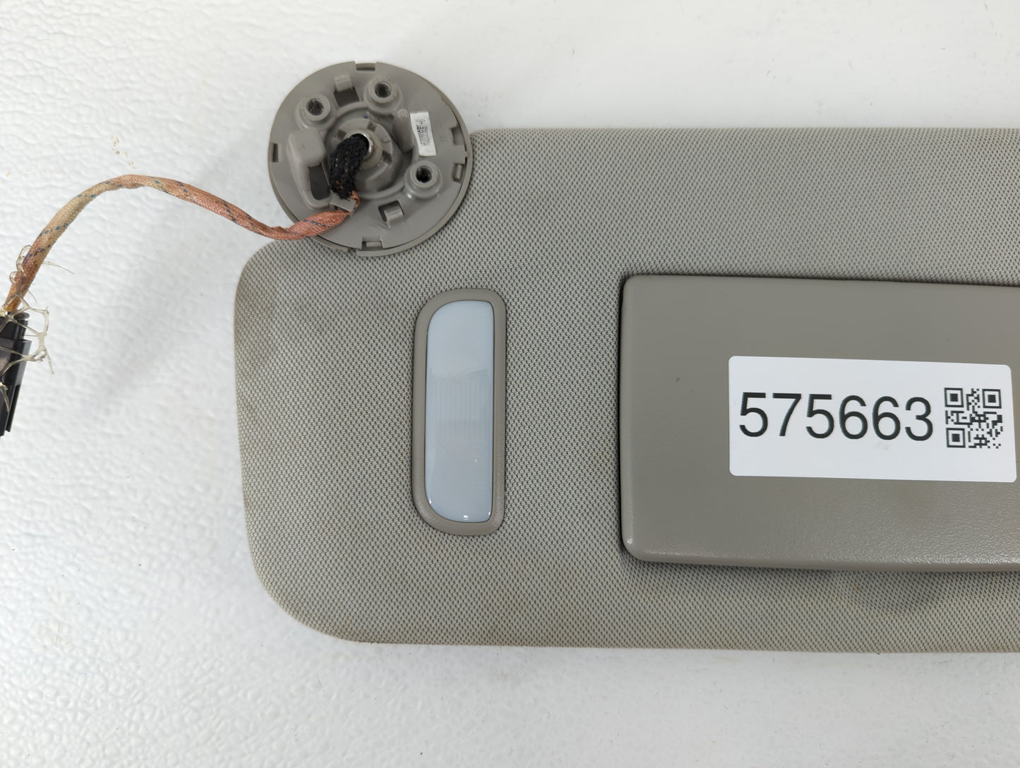 2010-2017 Chevrolet Equinox Sun Visor Shade Replacement Passenger Right Mirror Fits Fits 2010 2011 2012 2013 2014 2015 2016 