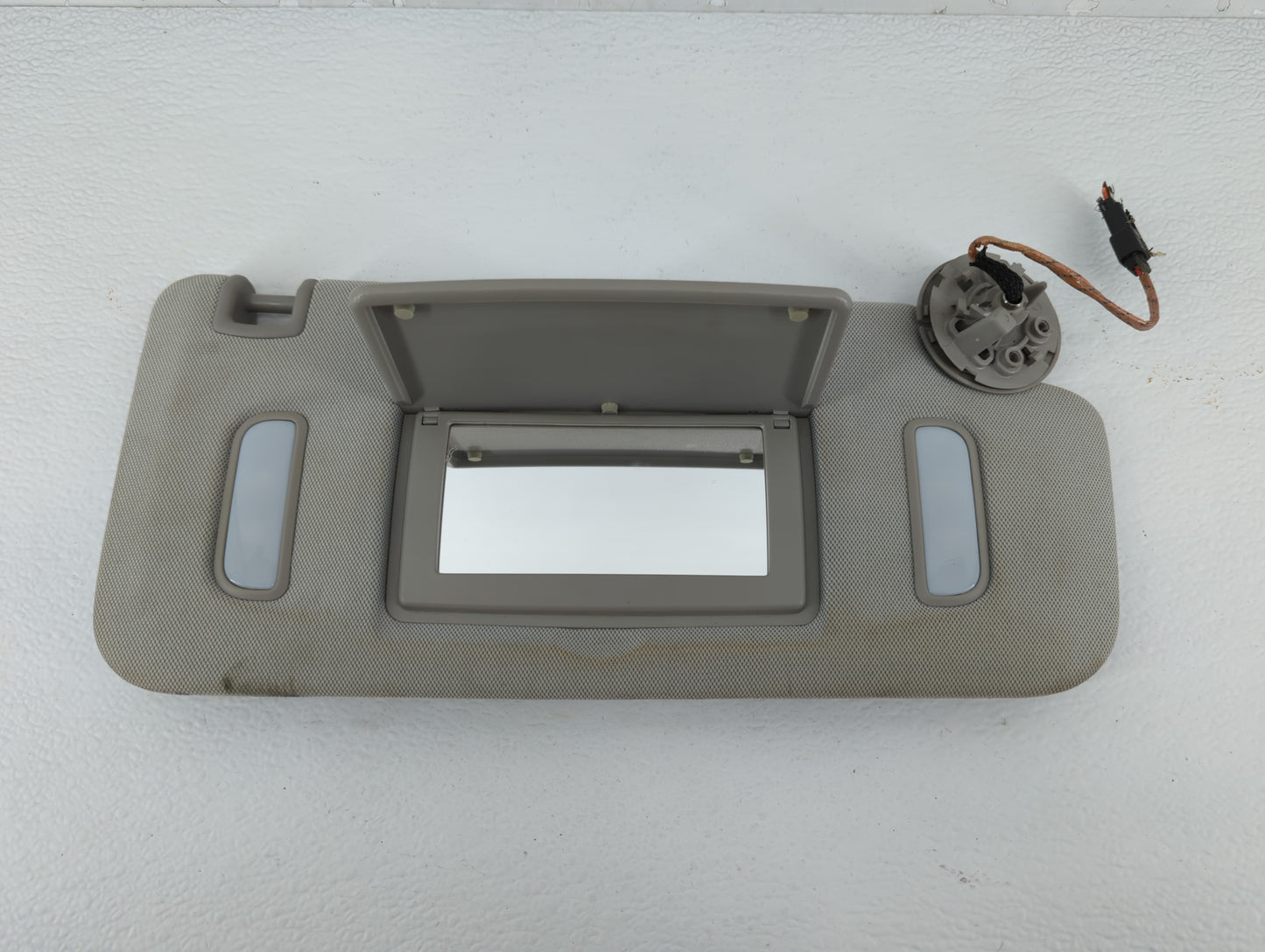 2010-2017 Chevrolet Equinox Sun Visor Shade Replacement Driver Left Mirror Fits Fits 2010 2011 2012 2013 2014 2015 2016 2017