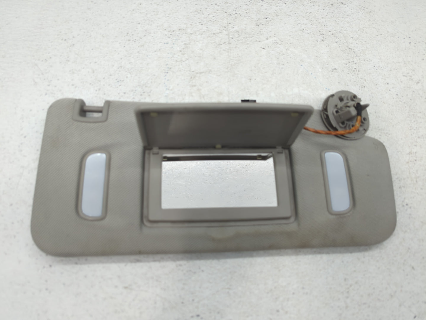 2010-2017 Chevrolet Equinox Sun Visor Shade Replacement Passenger Right Mirror Fits Fits 2010 2011 2012 2013 2014 2015 2016 