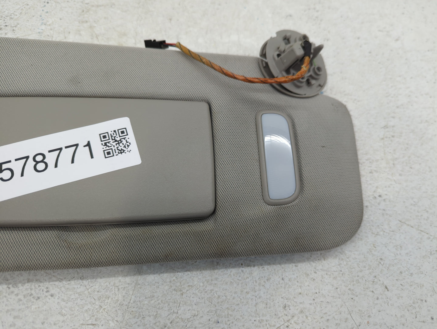 2010-2017 Chevrolet Equinox Sun Visor Shade Replacement Passenger Right Mirror Fits Fits 2010 2011 2012 2013 2014 2015 2016 