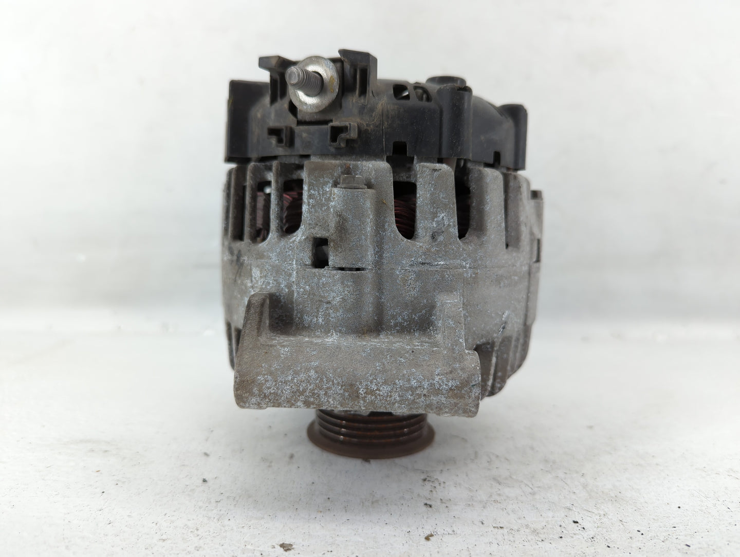 2010-2017 Chevrolet Equinox Alternator Replacement Generator Charging Assembly Engine OEM P/N:13500315 Fits OEM Used Auto Pa