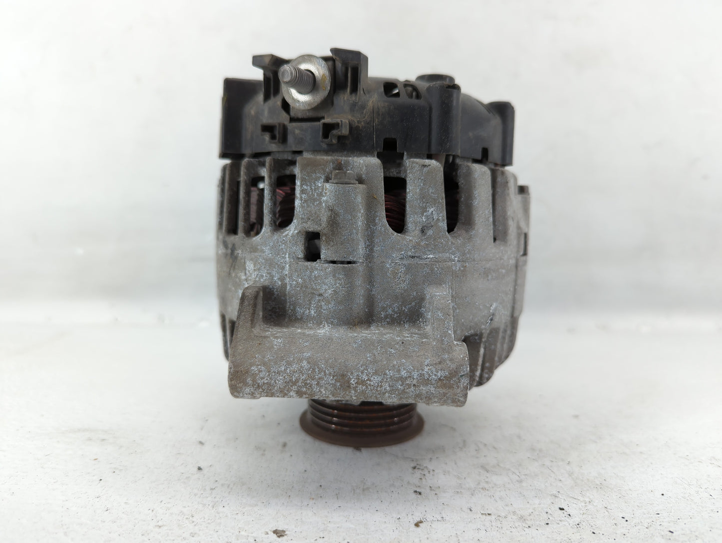 2010-2017 Chevrolet Equinox Alternator Replacement Generator Charging Assembly Engine OEM P/N:13500315 Fits OEM Used Auto Pa