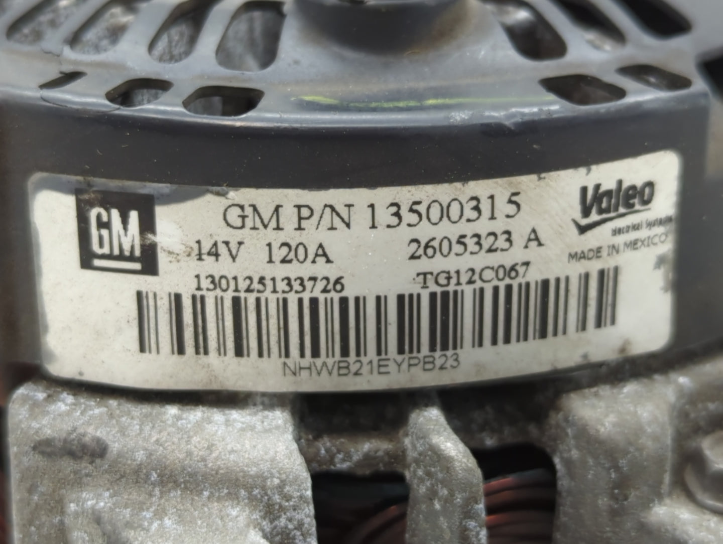 2010-2017 Chevrolet Equinox Alternator Replacement Generator Charging Assembly Engine OEM P/N:13500315 Fits OEM Used Auto Pa