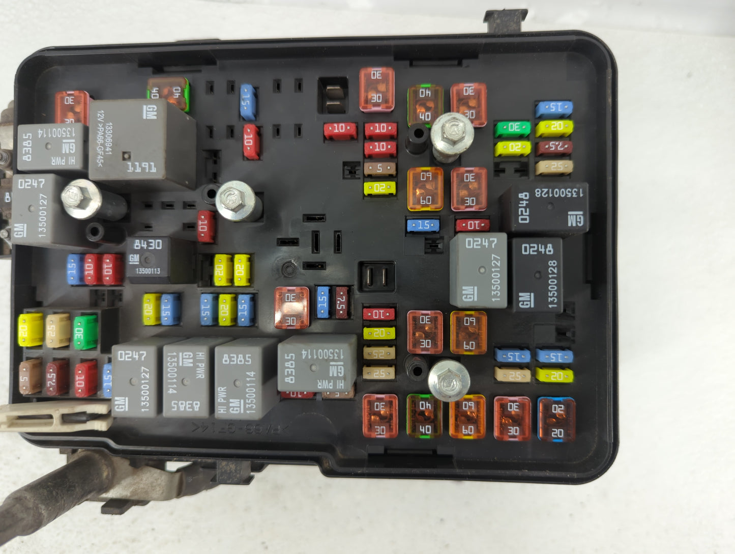 2013-2016 Chevrolet Equinox Fusebox Fuse Box Panel Relay Module P/N:22929763_01 Fits Fits 2013 2014 2015 2016 OEM Used Auto 