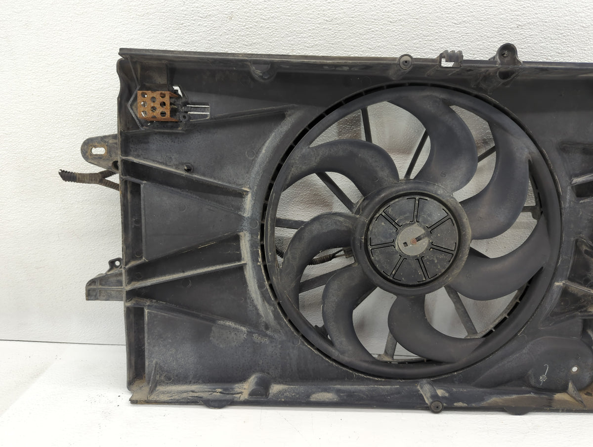2010-2017 Chevrolet Equinox Left Radiator Fan Motor Assembly Black - Oemusedautoparts1.com