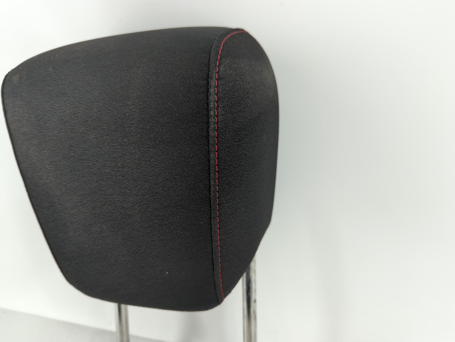 Chevrolet Equinox Headrest Head Rest Front Driver Passenger Seat Black - Oemusedautoparts1.com