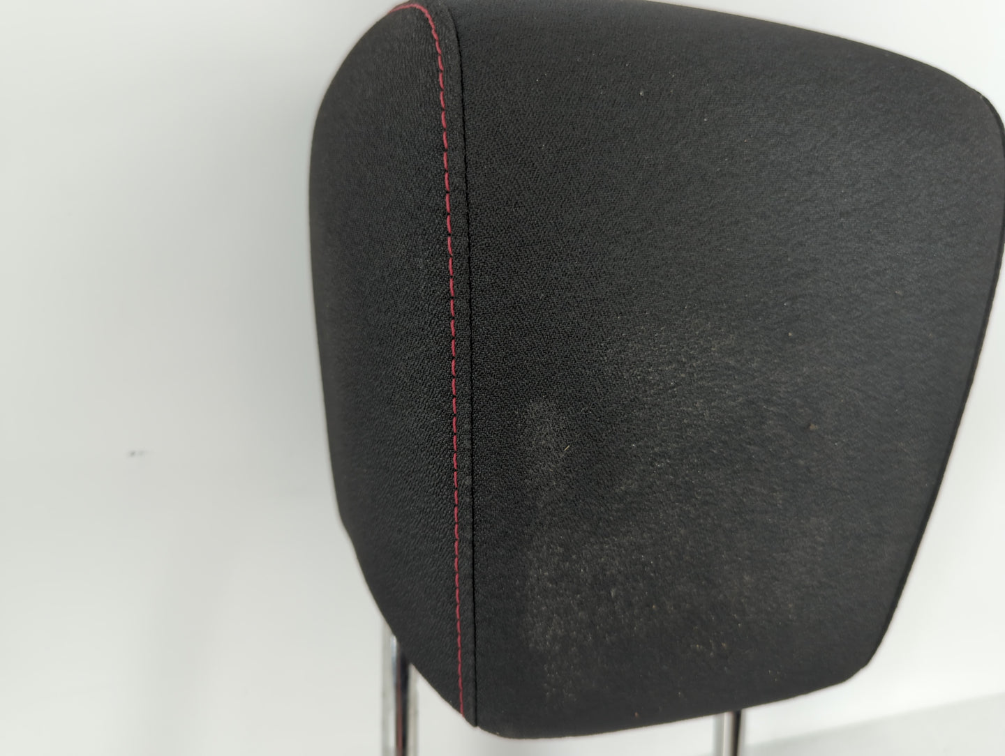 Chevrolet Equinox Headrest Head Rest Front Driver Passenger Seat Black - Oemusedautoparts1.com
