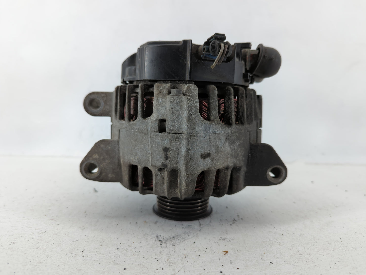 2010-2017 Chevrolet Equinox Alternator Replacement Generator Charging Assembly Engine OEM P/N:2605323 A 13500315 Fits OEM Us