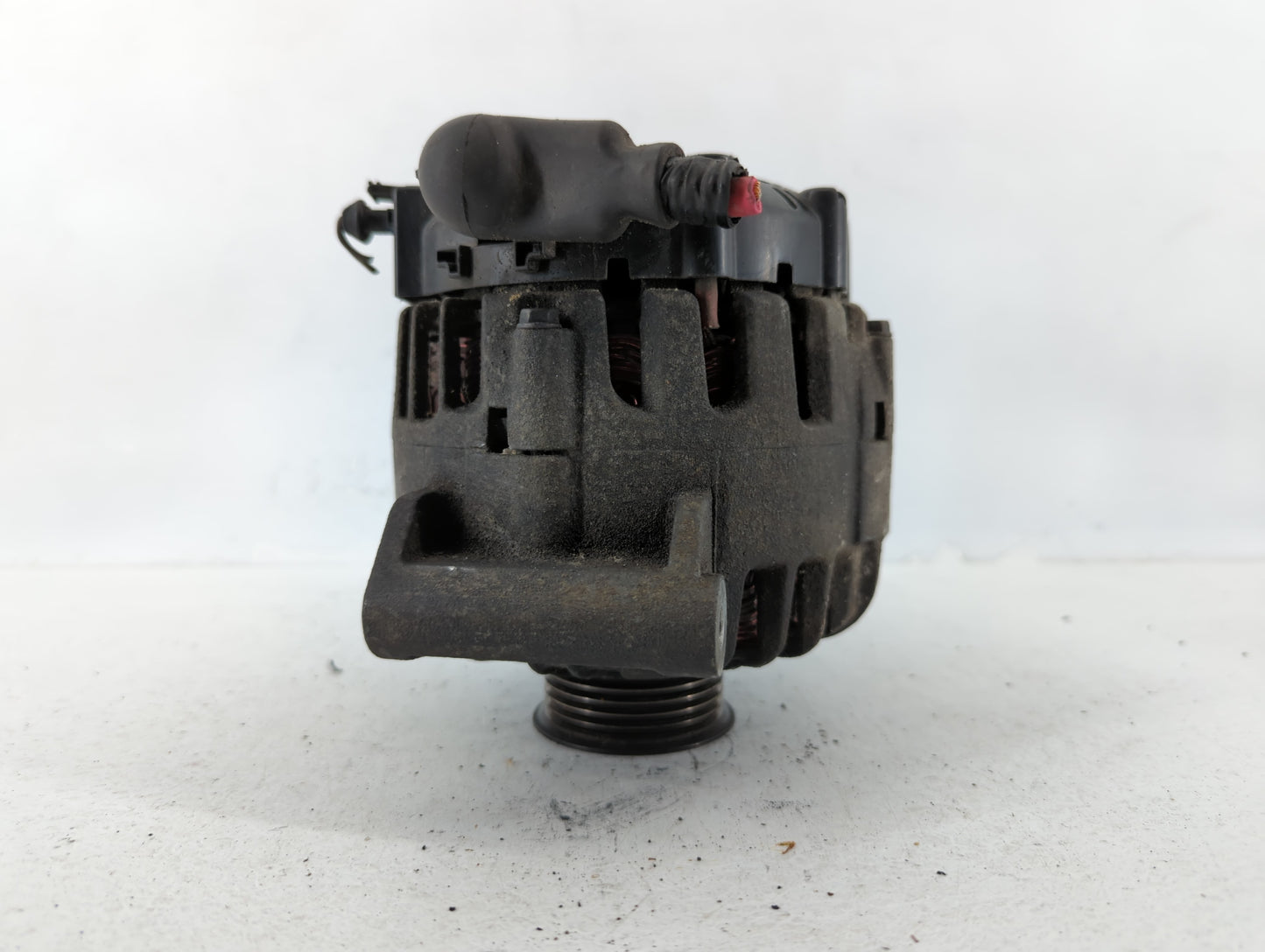 2010-2017 Chevrolet Equinox Alternator Replacement Generator Charging Assembly Engine OEM P/N:2605323 A 13500315 Fits OEM Us