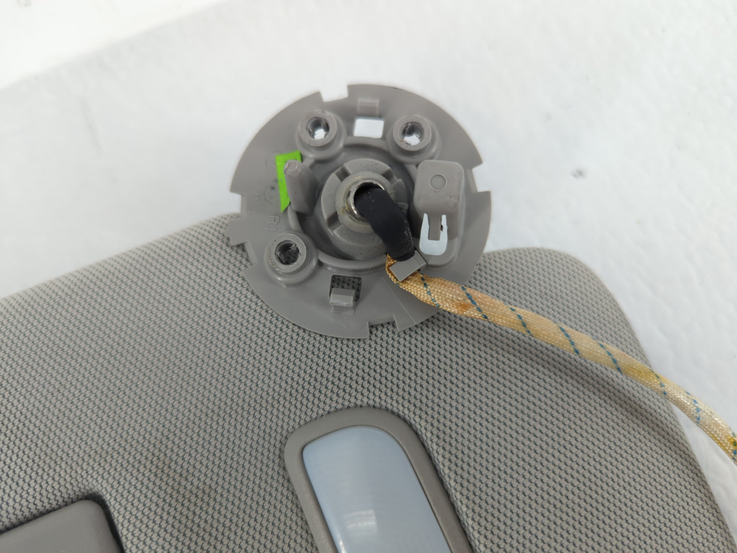 2010-2017 Chevrolet Equinox Sun Visor Shade Replacement Passenger Right Mirror Fits Fits 2010 2011 2012 2013 2014 2015 2016 