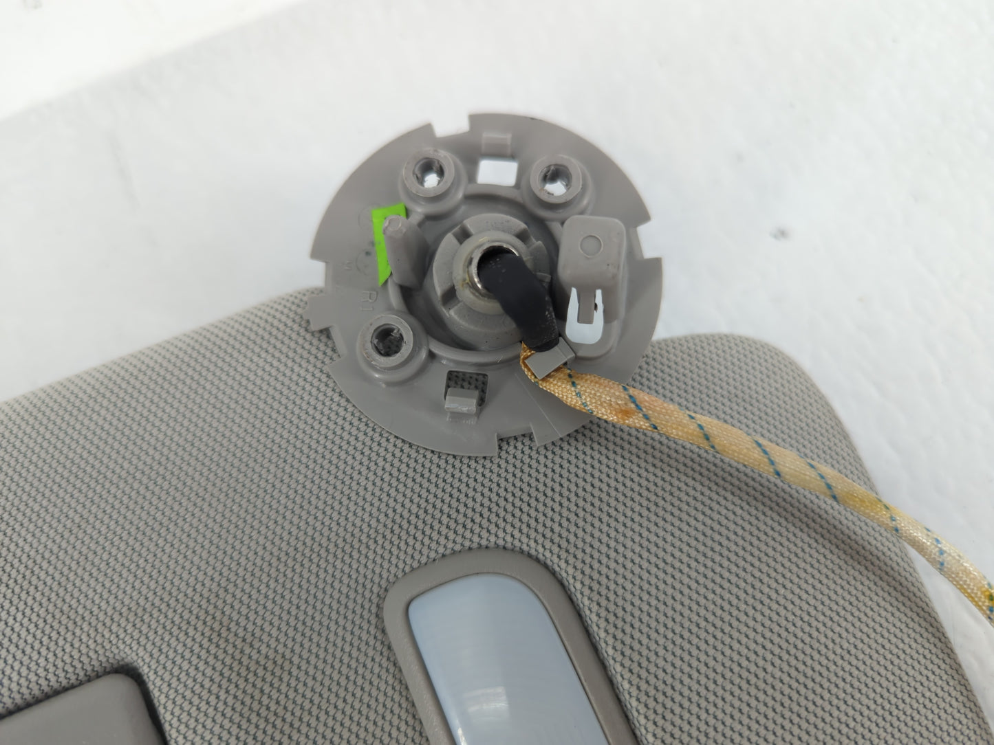 2010-2017 Chevrolet Equinox Sun Visor Shade Replacement Passenger Right Mirror Fits Fits 2010 2011 2012 2013 2014 2015 2016 